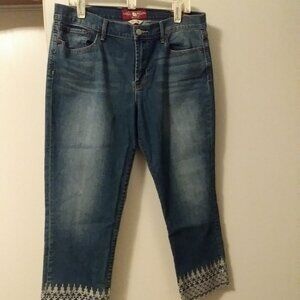 Lucky Brand “Sweet Crop” Mid Rise Embroidered Jeans  Dark Wash  16/33